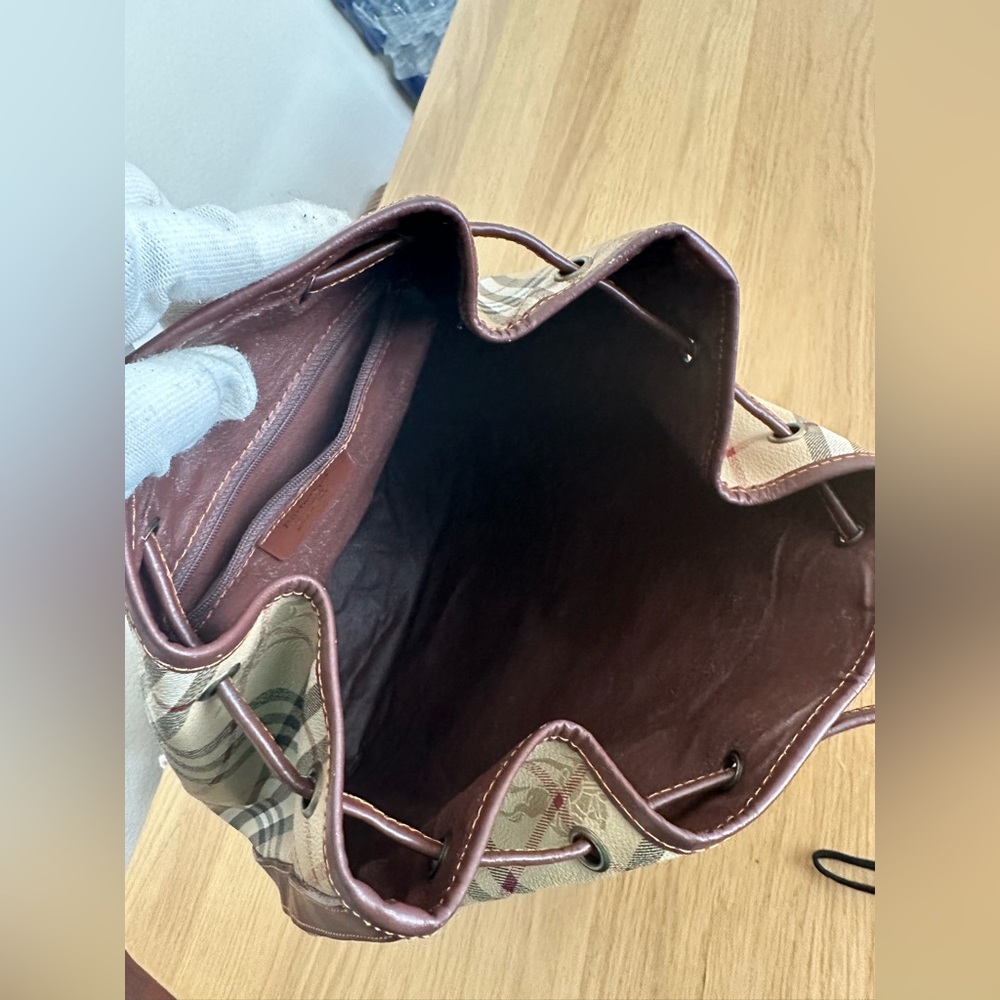 Burberrys Backpack with dustbag - Picture 15 of 16